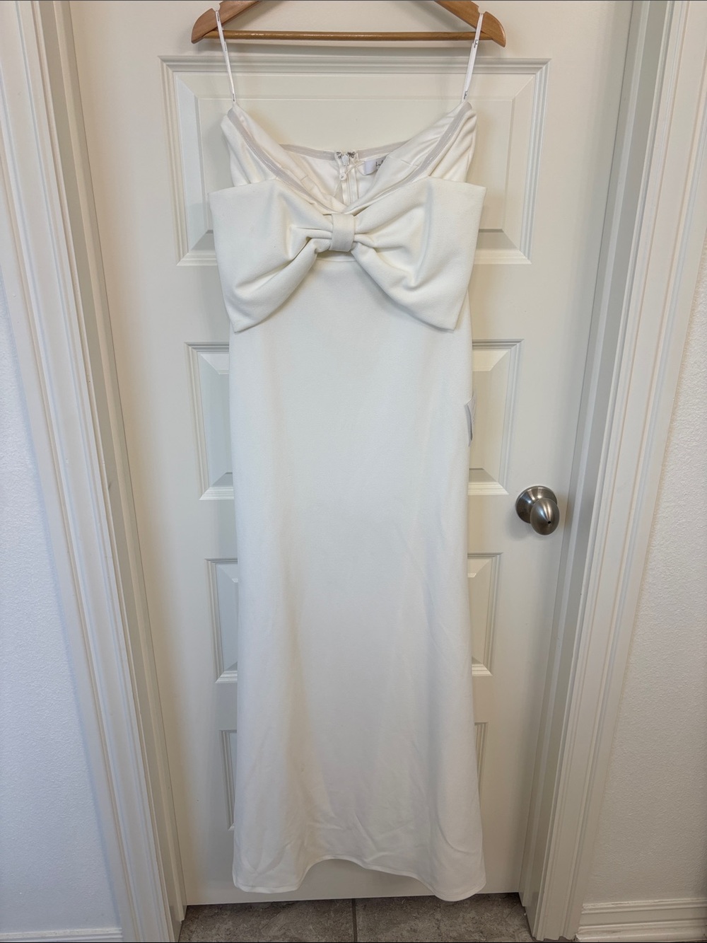 Lulu's Strapless White Bow Midi Dress